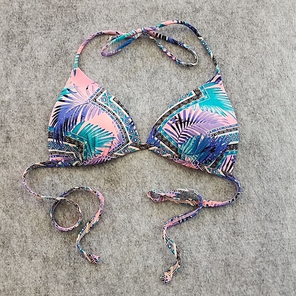 No Boundaries Pink Blue Palm Leaf Safari Print Bikini Top - Small